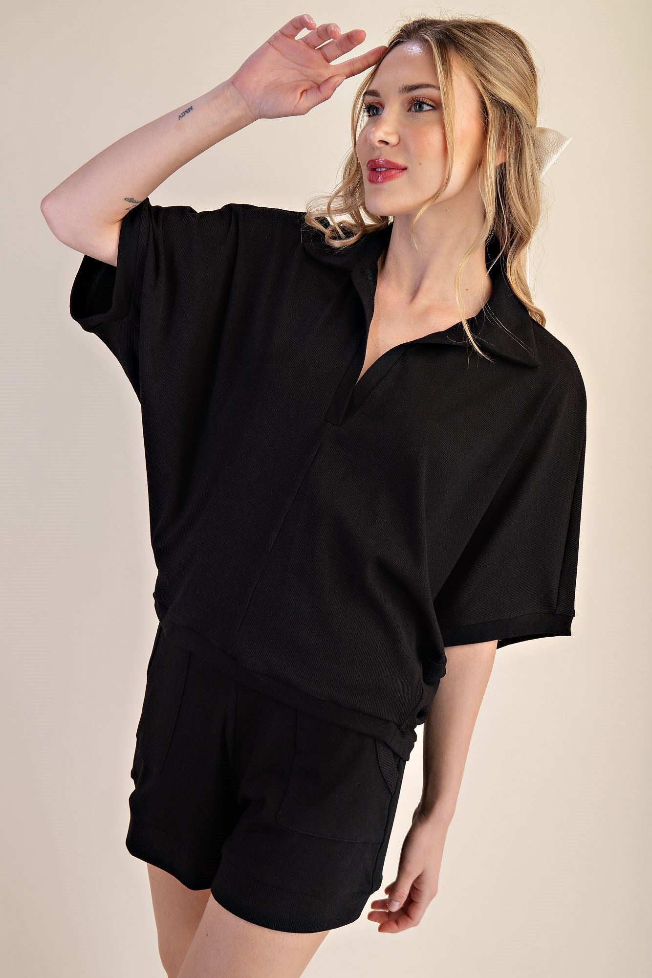 Black V-Neckline Dropped Shoulder Knit Top