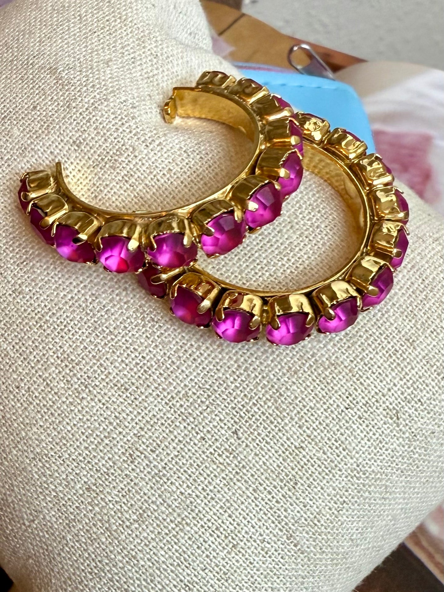 Jubilee Hoops Fuchsia Matte TOVA