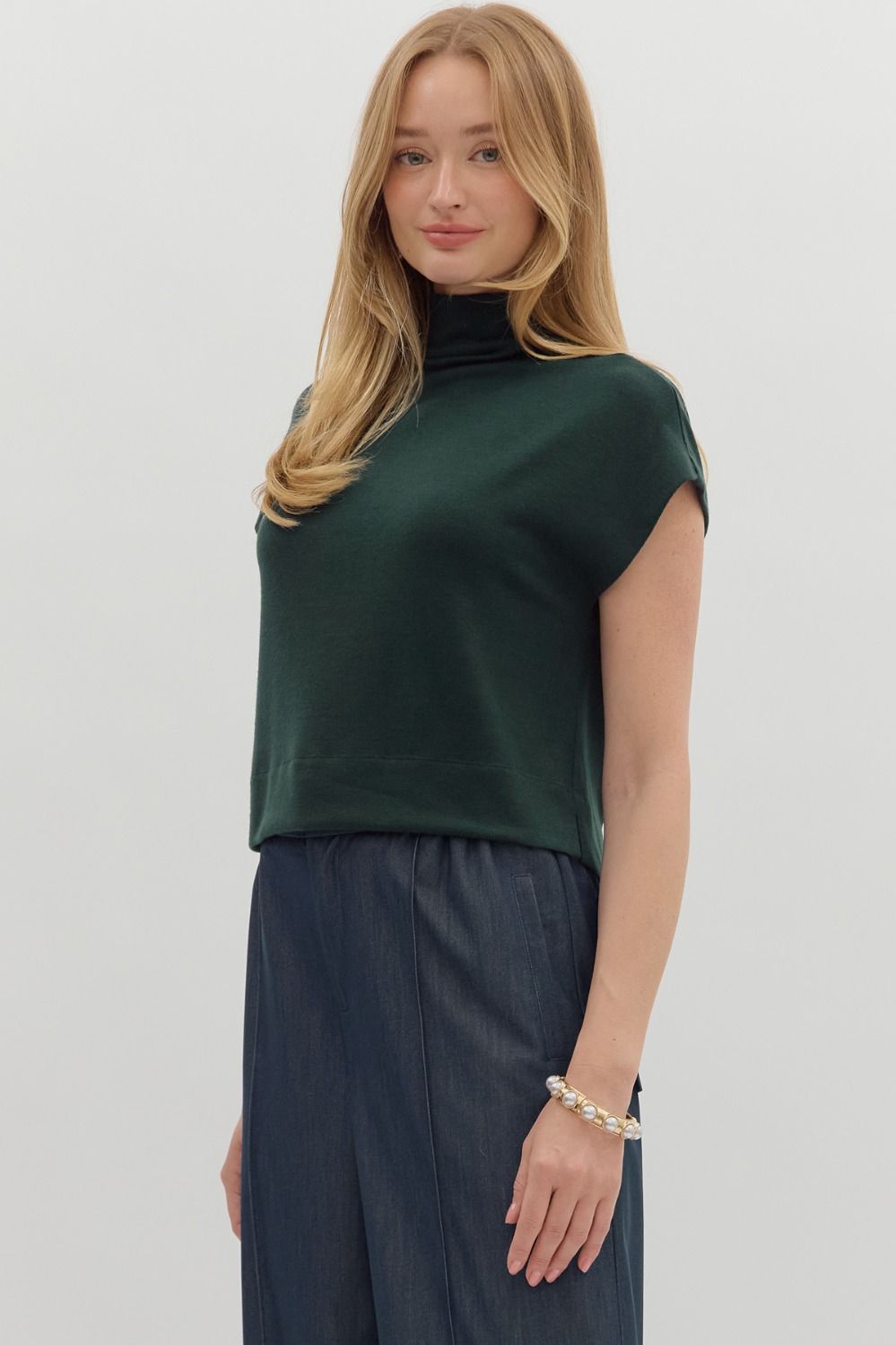 Hunter Green Solid Knit Mock Neck Pullover Top