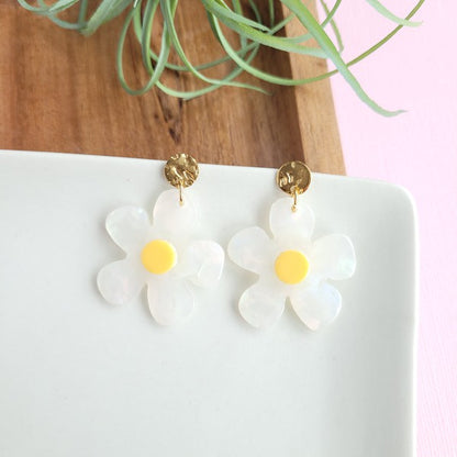 Daisy Dangles