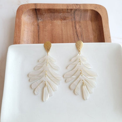 Palm Earrings - Seashell