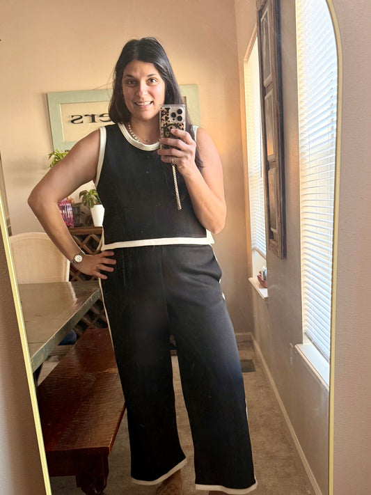 Solid Knit Black and White Top