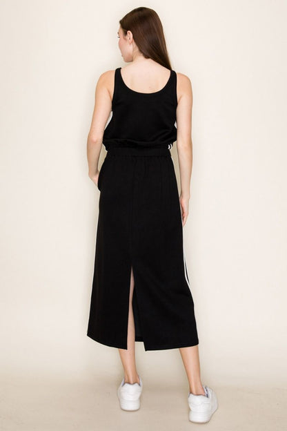 Black Sleeveless Weekend Runaround Dress