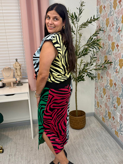 Queen of Sparkles Colorblock Tiger Knit Vest