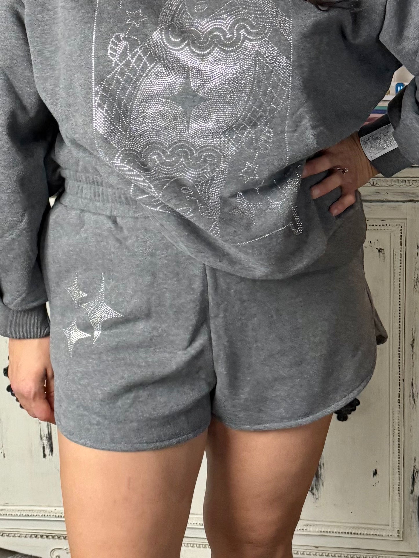 Queen of Sparkles Charcoal Queen Logo Short
