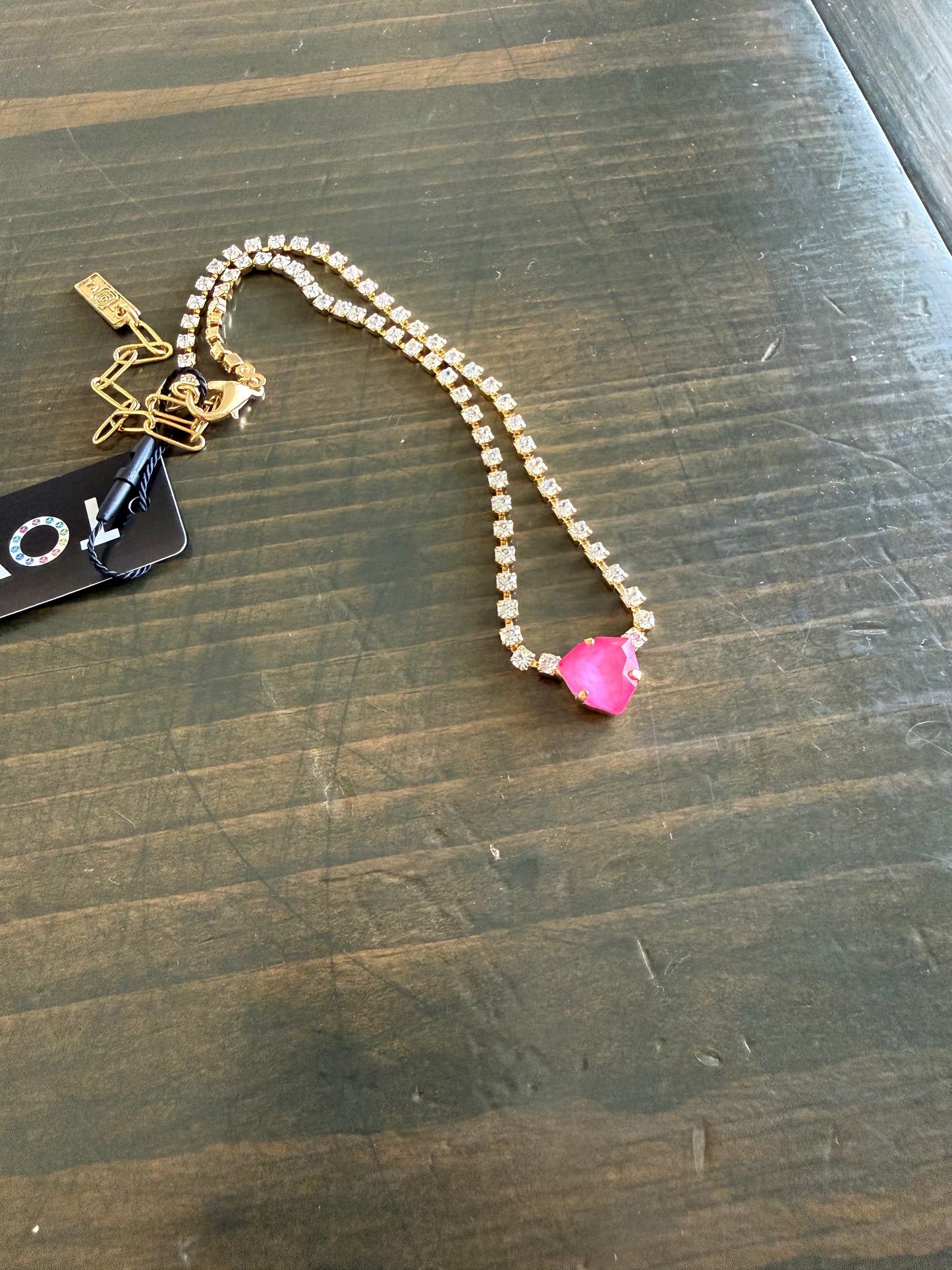 Tova Rhys Necklace Ultra Fuchsia