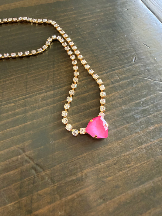 Tova Rhys Necklace Ultra Fuchsia
