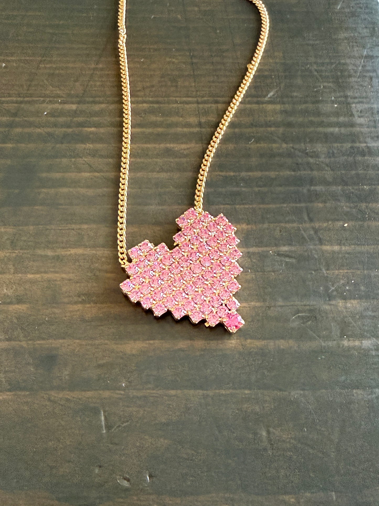 Tova Candy Heart Necklace Rose