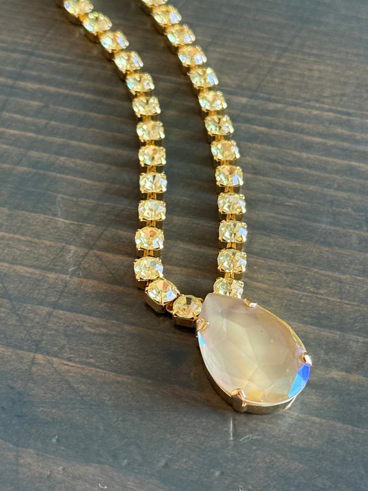Tova Melinda Necklace Verde Linen Ignite