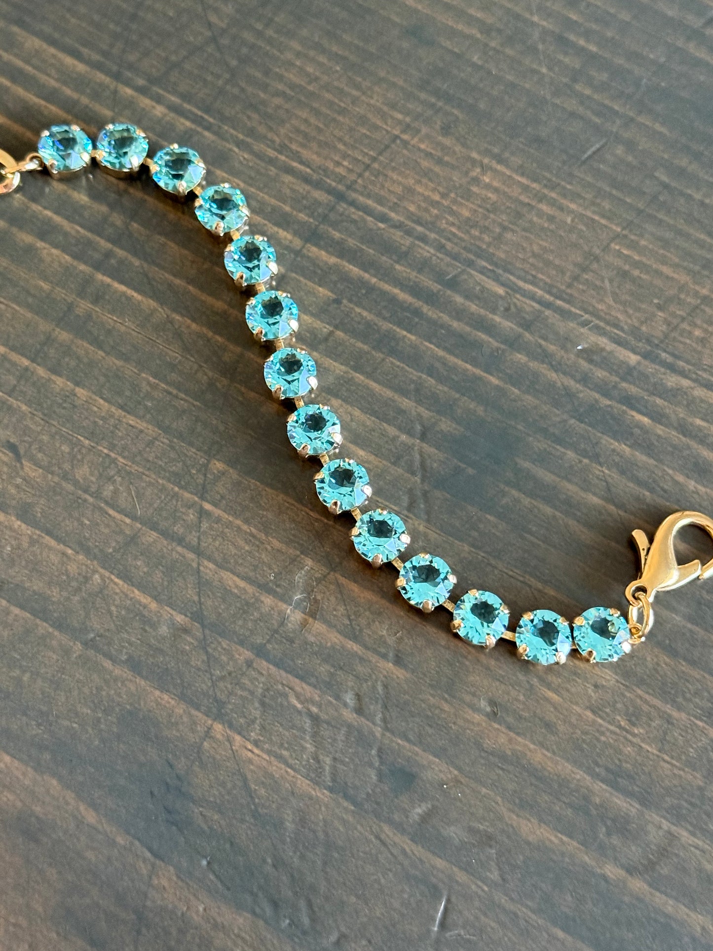 Tova Izzy Bracelet Light Turquoise Unfoiled