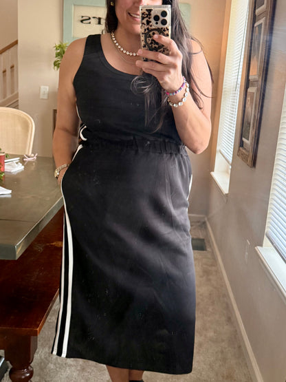 Black Sleeveless Weekend Runaround Dress
