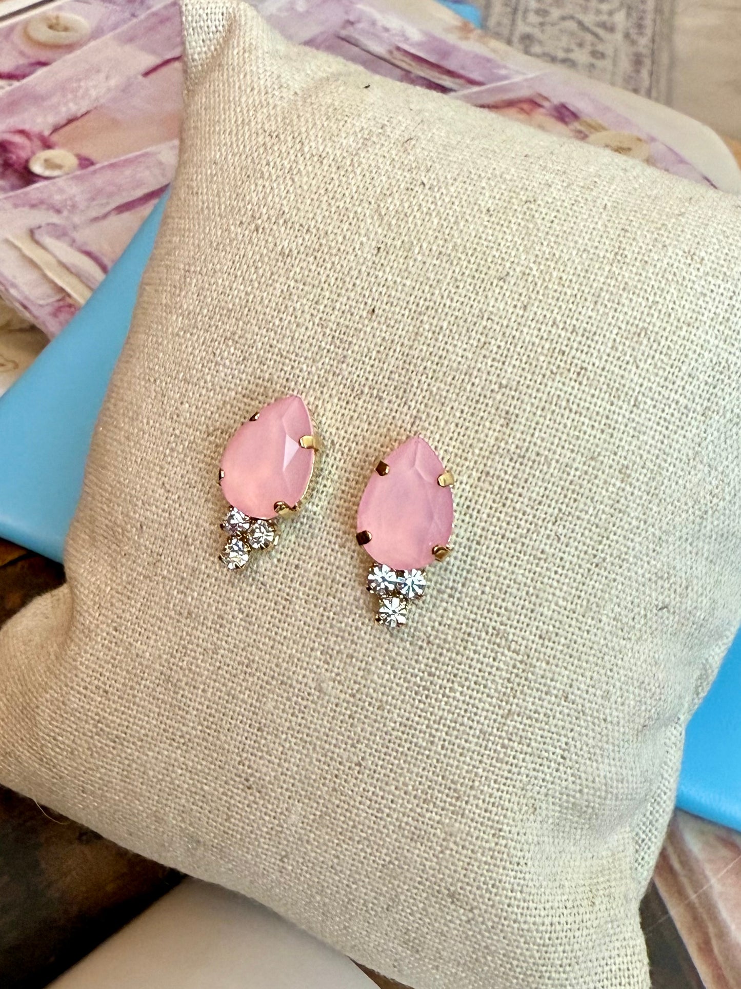 Vienna Earrings Petal Pink Tova