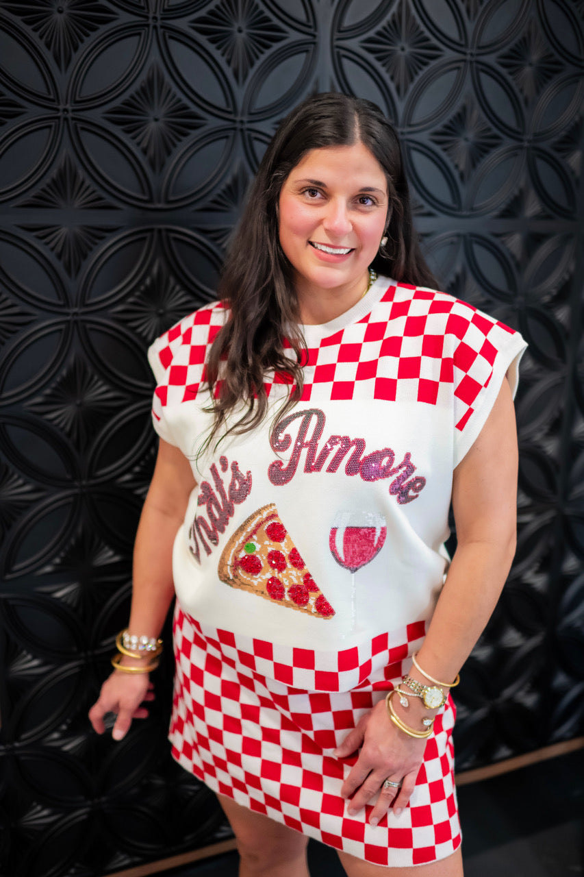 Queen of Sparkles Red & White Checkered Pizza & Wine Top