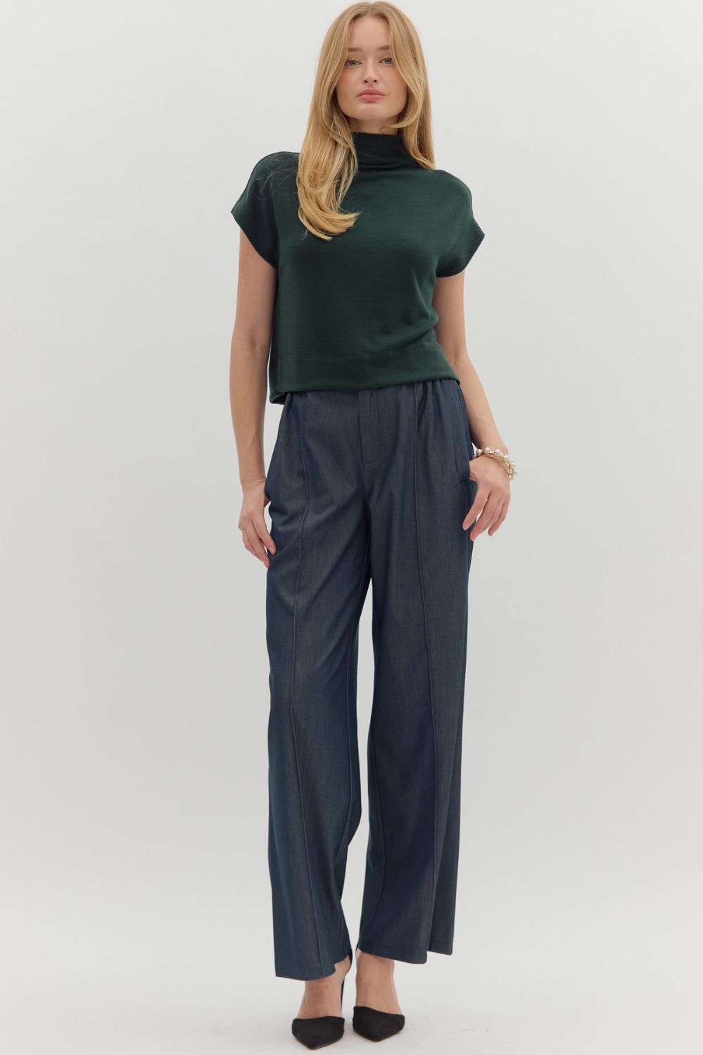 Hunter Green Solid Knit Mock Neck Pullover Top