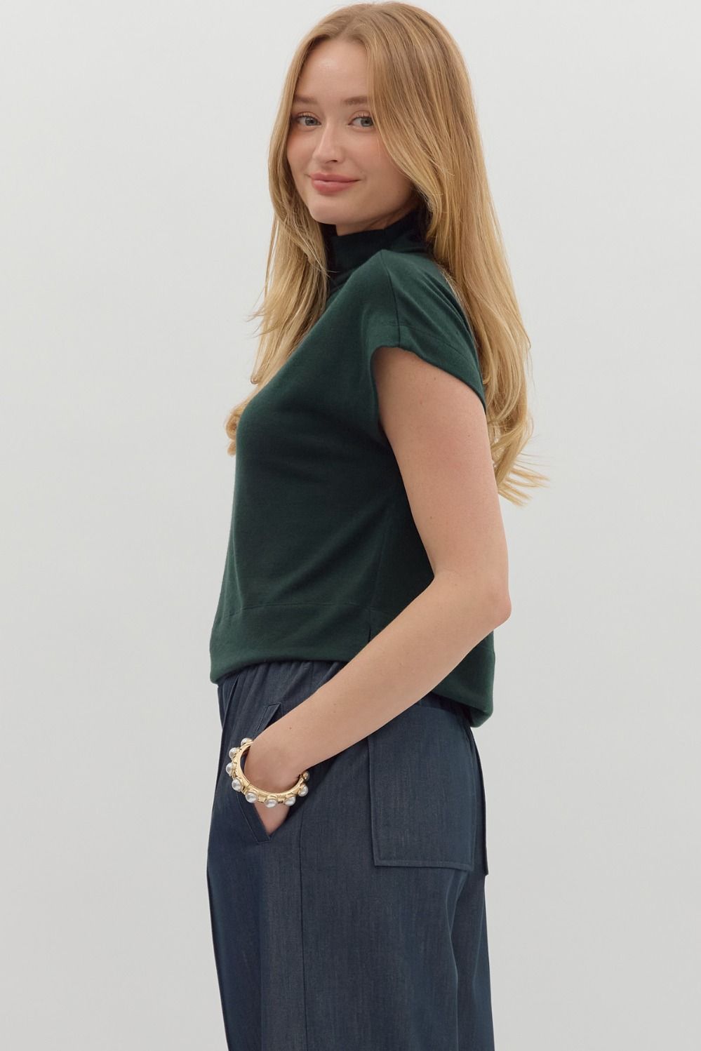 Hunter Green Solid Knit Mock Neck Pullover Top